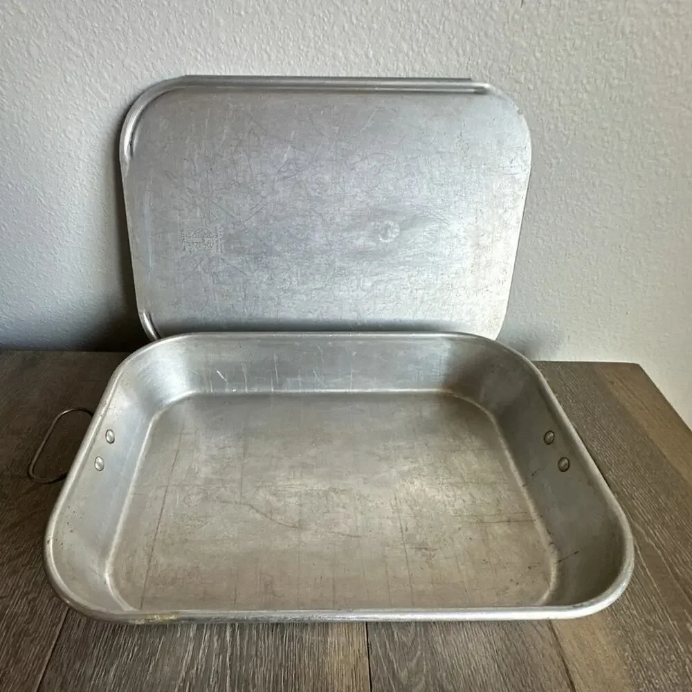 Wear-Ever Aluminum Roasting Pan with Lid No. 2612 Vintage 13x9 USA MCM Bakeware
